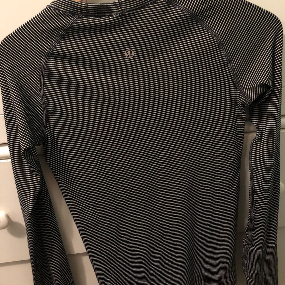 Lulu Lemon long sleeve shirt